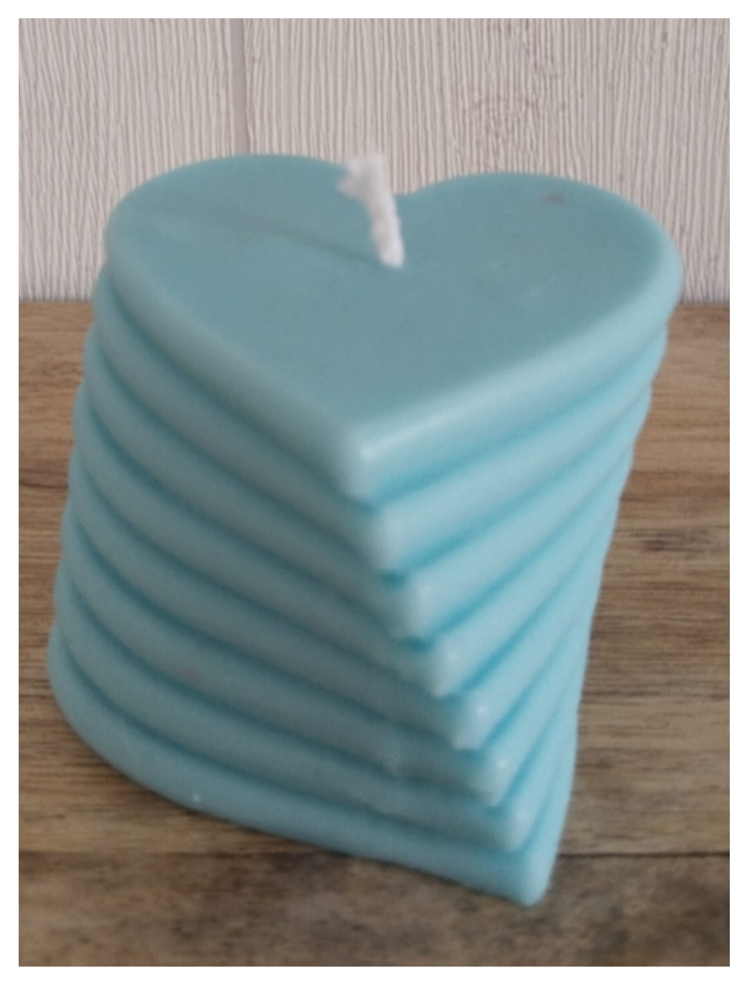 Vela azul «Corazones en cascada» [Latidos de Cera]