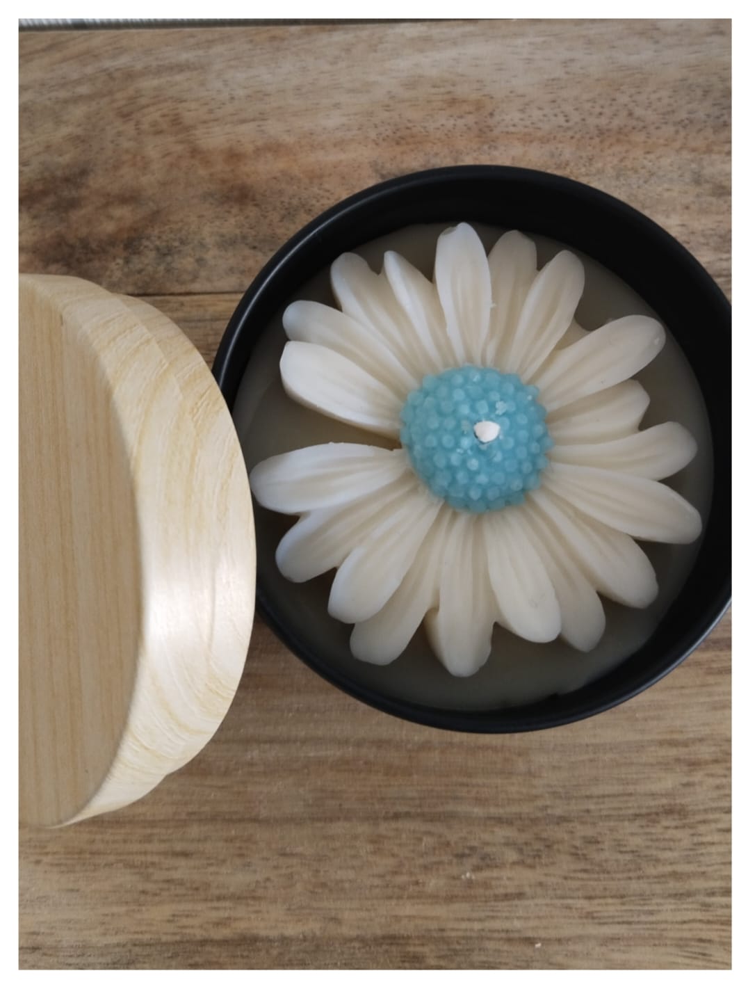 Vela aroma melocotón en cuenco negro «Pétalos de cielo»  [Naturaleza en Calma]