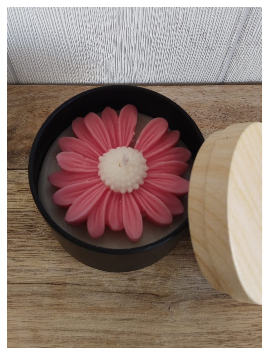 Vela aroma melocotón en cuenco negro «Rosa vibrante» [Naturaleza en Calma]