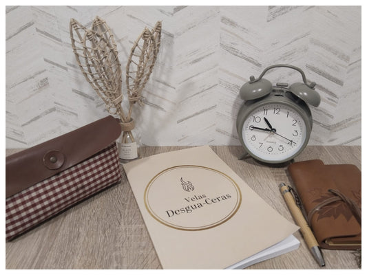 Cuaderno de «Trazos y velas» [Esencia Escrita]