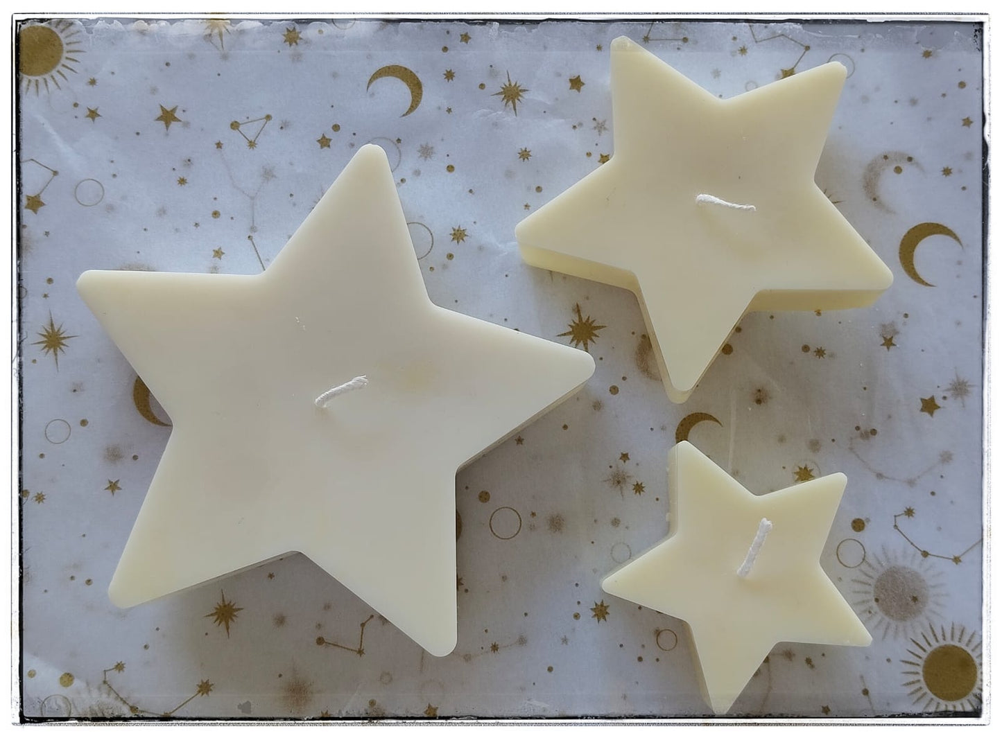 [Rutas de libertad] Estrellas color amarillo «Brújula de luz»