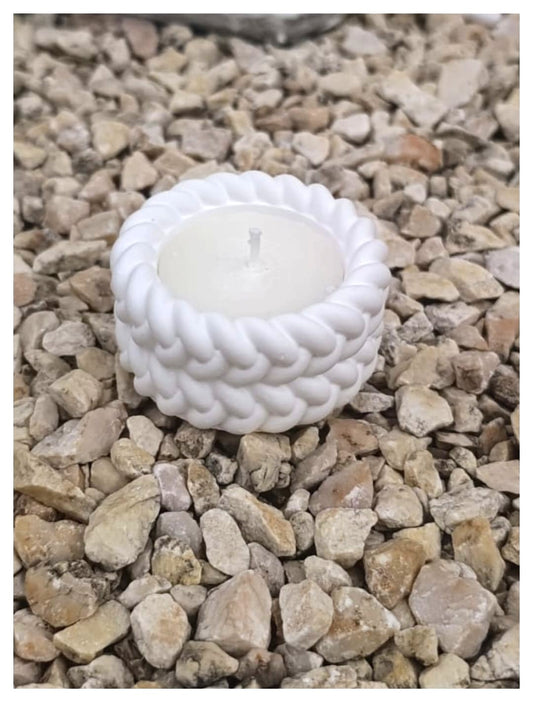 Vela aroma castaña en cuenco pequeño de yeso  trenzado «Nido de calma» [Refugio Interior]